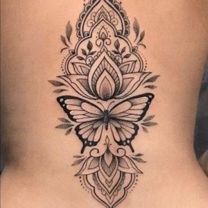 Meet your Posher, Elisa